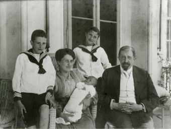 Rodina Placzkových v dubnu 1918